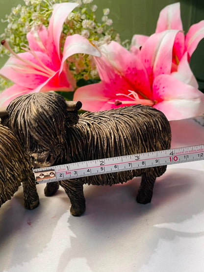 Pair of Highland Cow Figurines Bronze Effect 11 cm