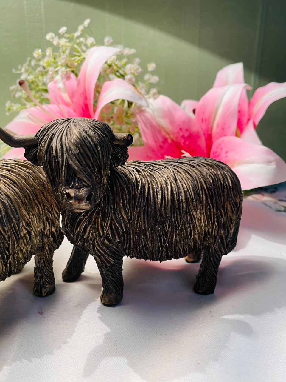 Pair of Highland Cow Figurines Bronze Effect 11 cm