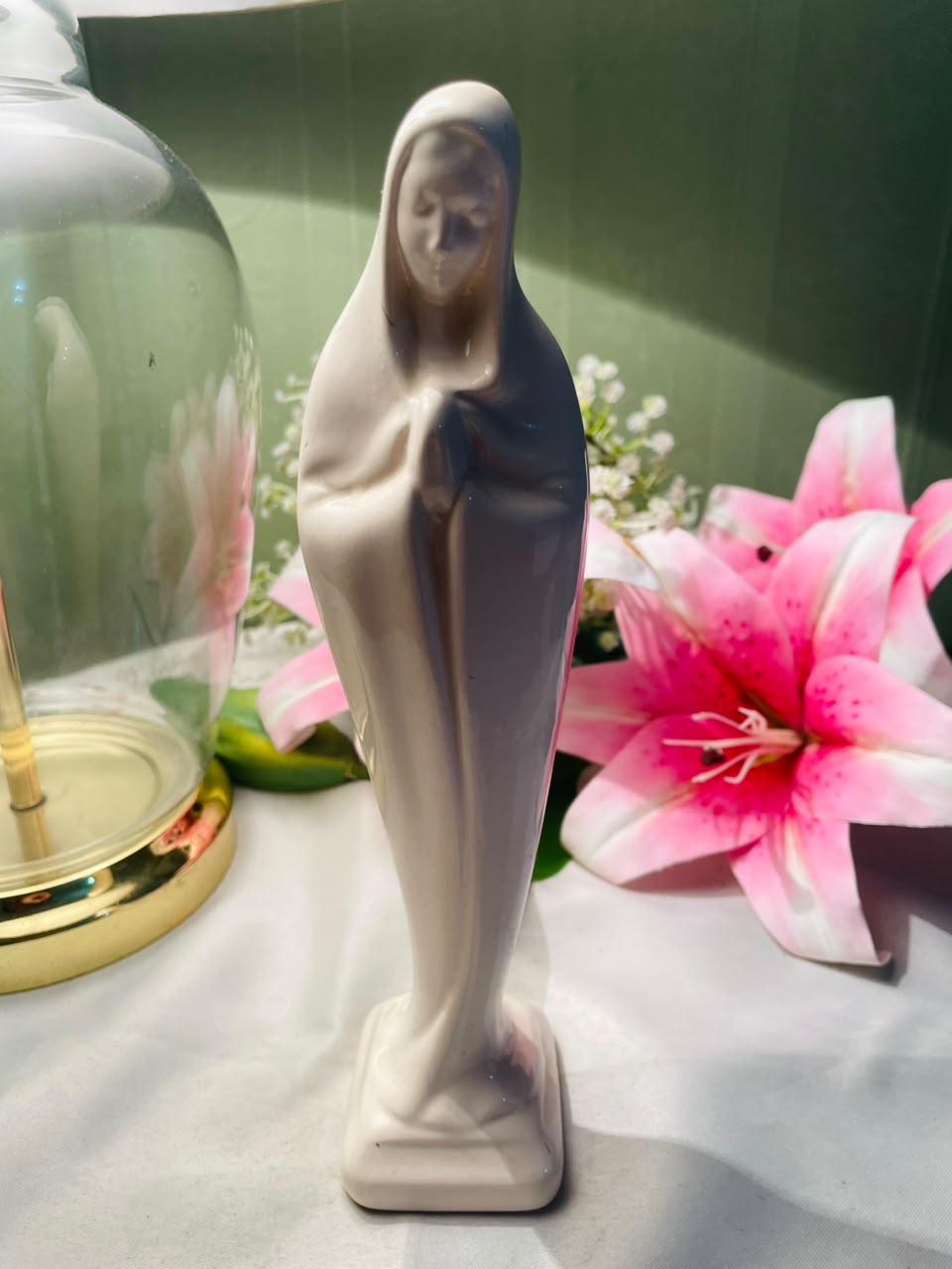 Praying Woman Decorative Figurine White Approx. 8.5 Inch