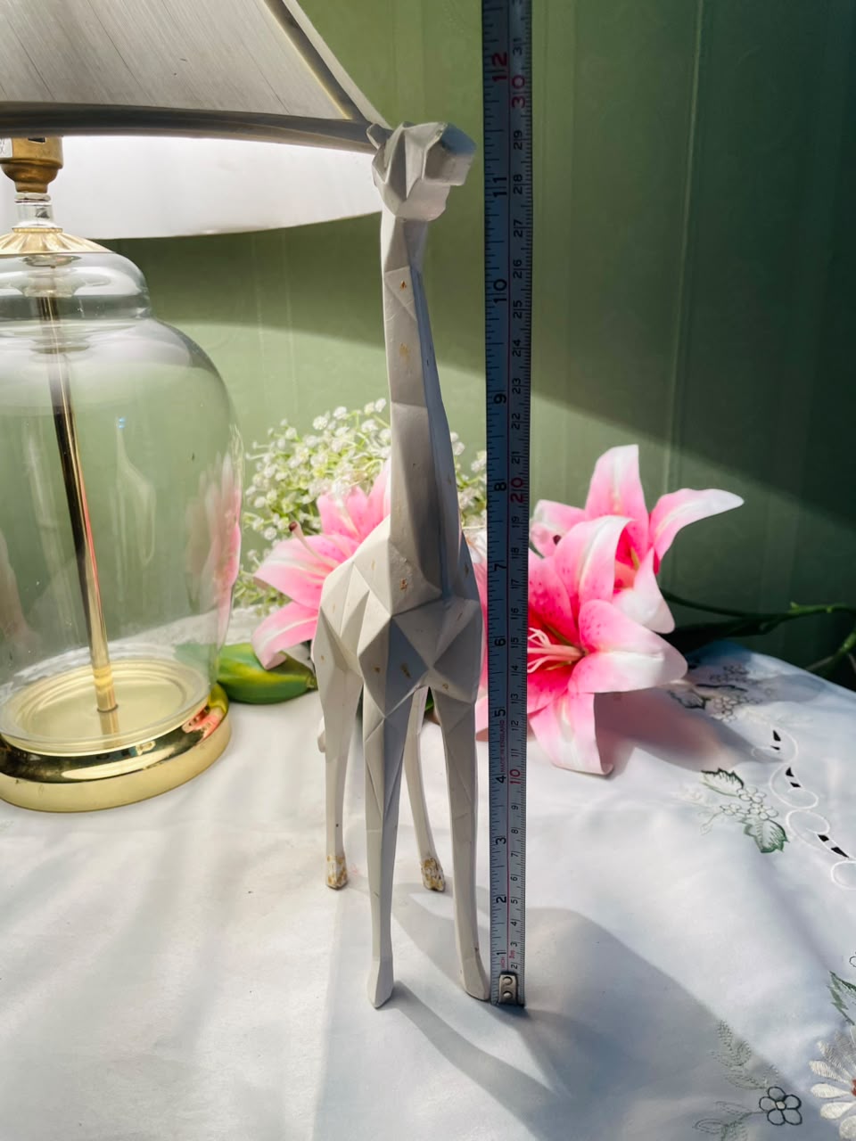 Geometric White Giraffe Figurine Modern Sculpture 29 cm