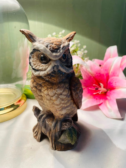 Vintage Owl Figurine on Tree Stump 16 cm