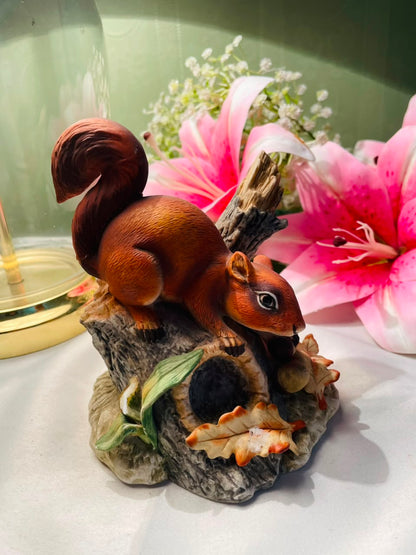 Red Squirrel Figurine with Acorns & Autumn Leaves 13 cm