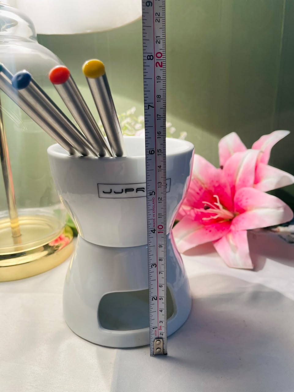 White Ceramic Fondue Set with 4 Colour-Tipped Forks 6pc