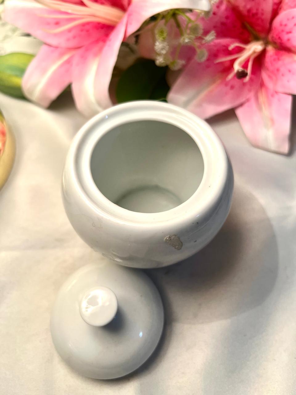 Vintage White Ceramic Lidded Sugar Bowl 11cm