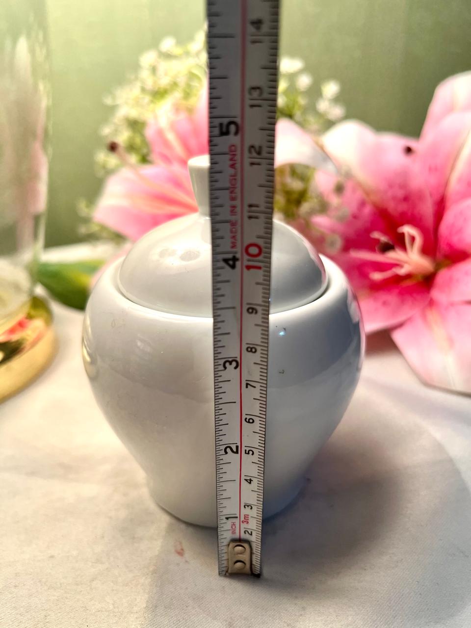 Vintage White Ceramic Lidded Sugar Bowl 11cm