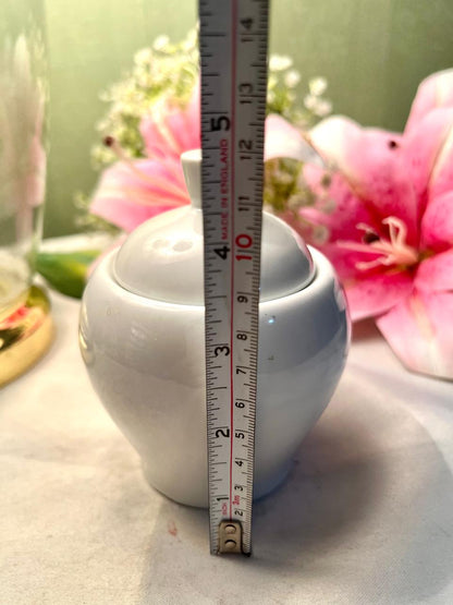 Vintage White Ceramic Lidded Sugar Bowl 11cm