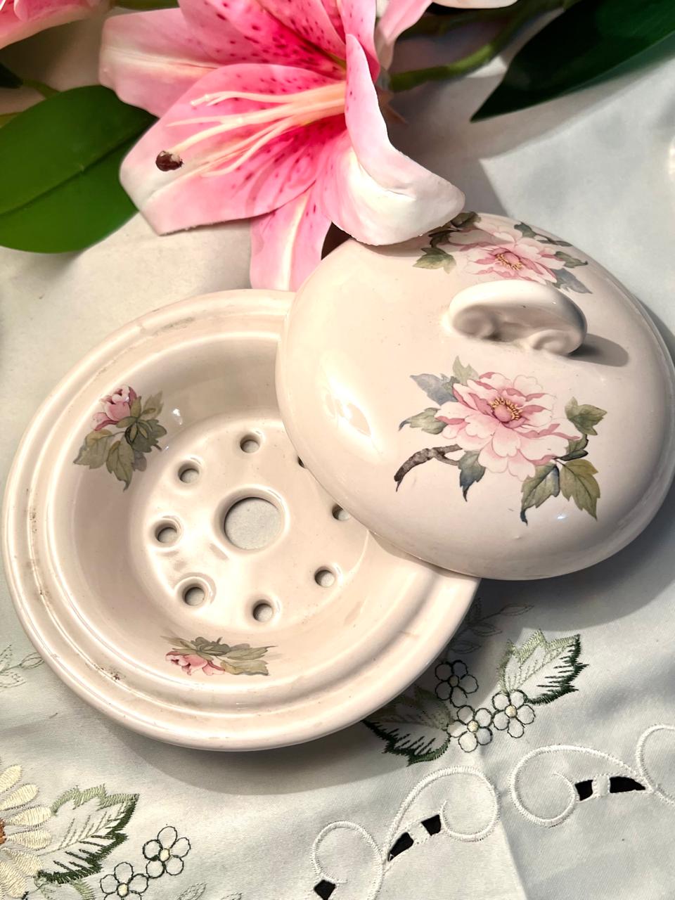 Pink Floral Covered Ceramic Dish with Lid 15cm