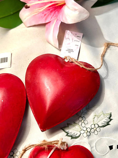 Red Metal Hanging Heart Decorations Set of 3, 8–11 cm