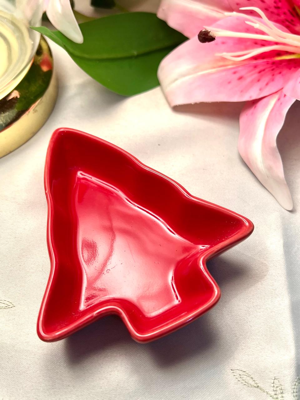 Vintage Red Ceramic Christmas Tree Dish 11cm