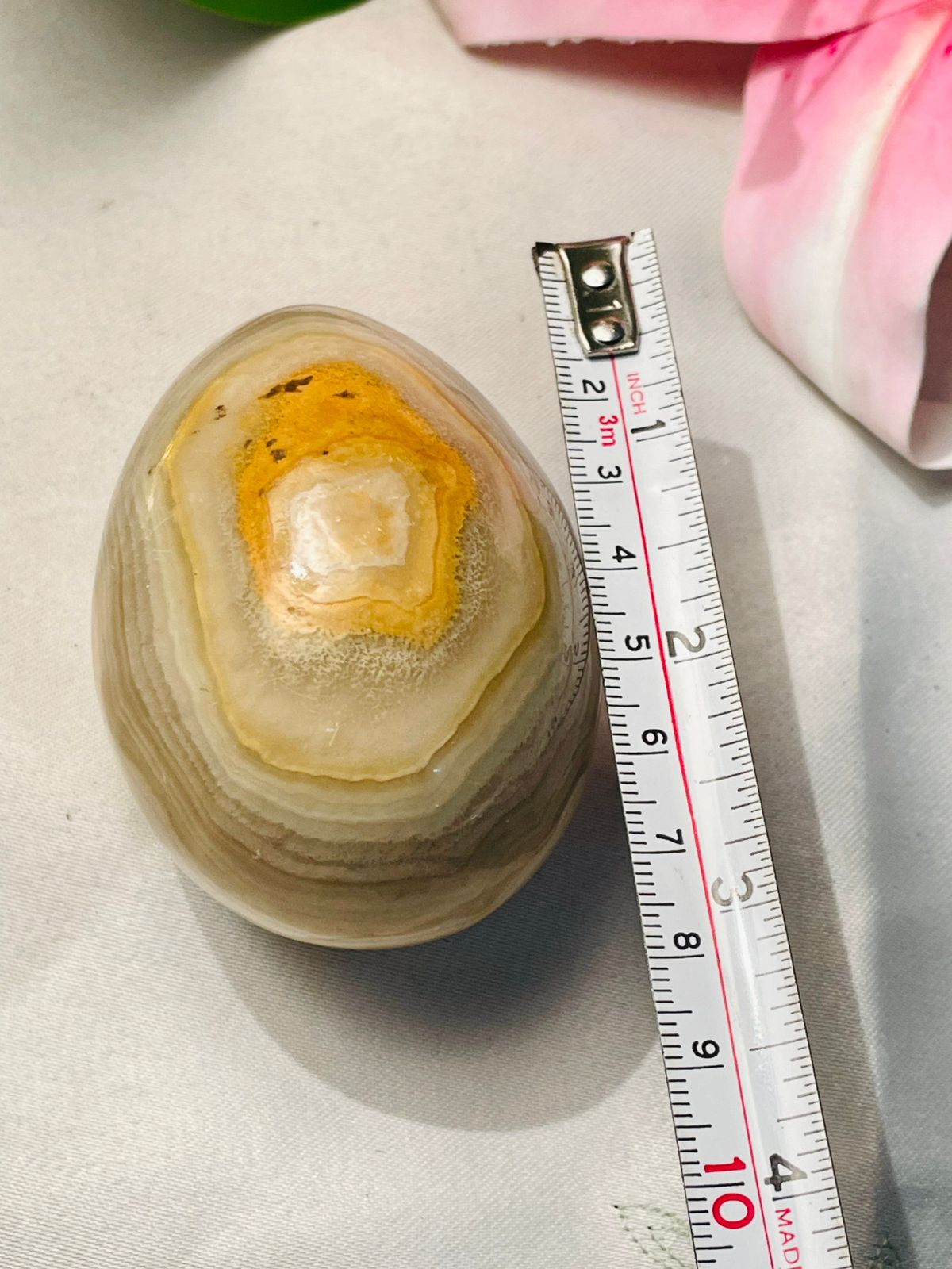 Vintage Polished Stone Egg Cream Yellow Banded 8cm