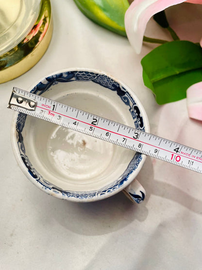 Vintage Blue & White Scenic Ceramic Mug Approx. 9 cm