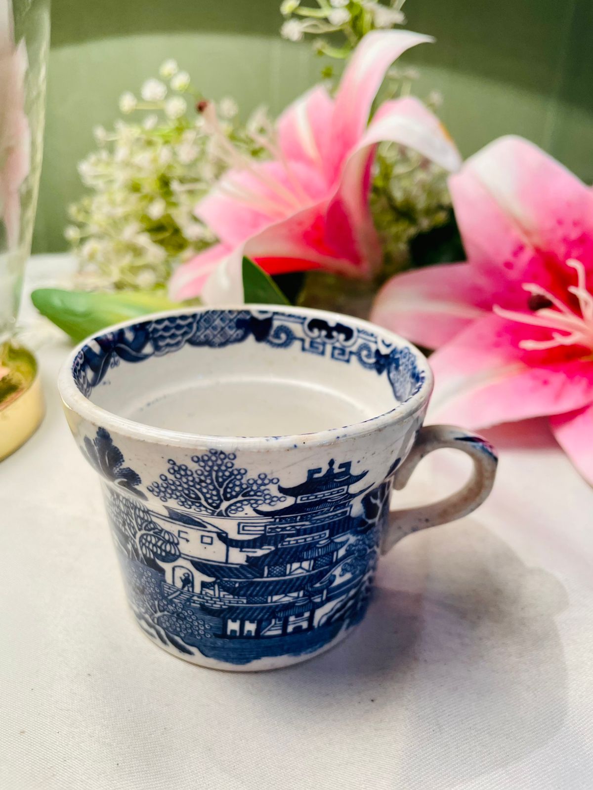 Vintage Blue & White Scenic Ceramic Mug Approx. 9 cm