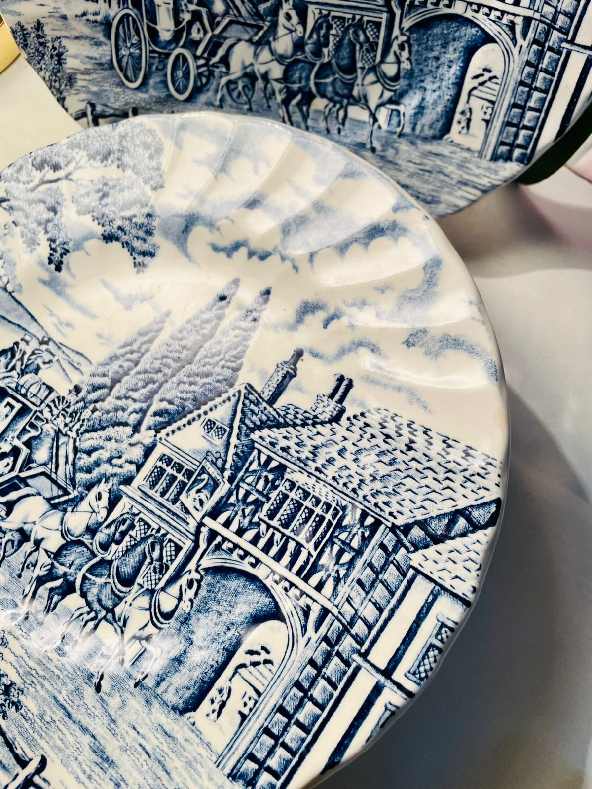 Myott Meakin Blue Scenic Plates – Set of 2, 20cm