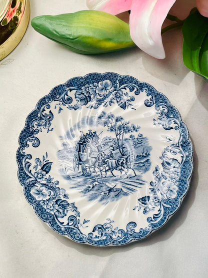 Johnson Bros Coaching Scenes Blue Decorative Plate – 15cm