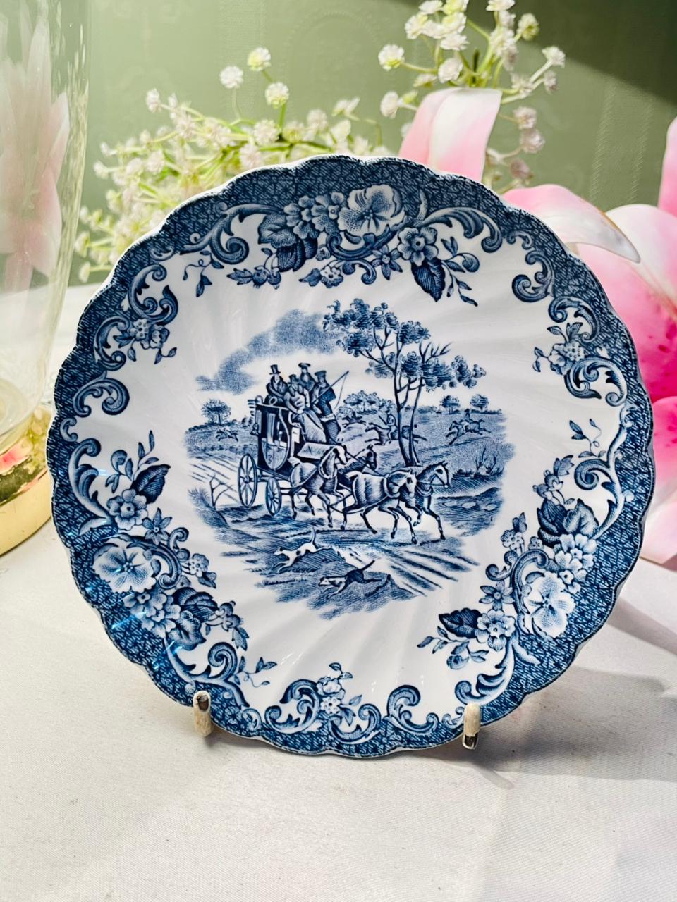 Johnson Bros Coaching Scenes Blue Decorative Plate – 15cm