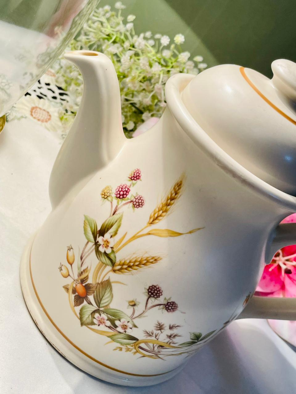 Vintage Harvest White Floral Teapot with Wheat Design 20cm
