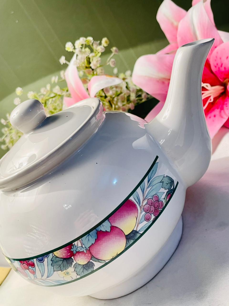 Vintage Jardin Fruit & Floral Band Teapot White 13cm