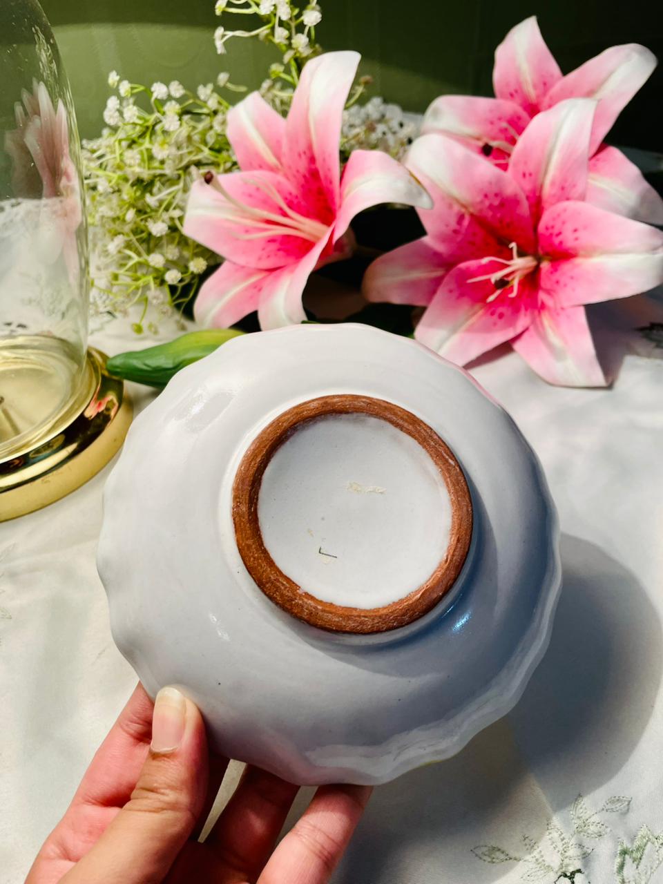 Hand Painted Floral Ceramic Serving Bowl Approx. 15 cm
