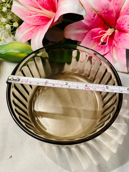 Smoky Brown Ribbed Crystal Serving Bowl – 14cm