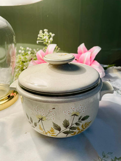 Royal Doulton Will o’ the Wisp Lidded Casserole – 18cm