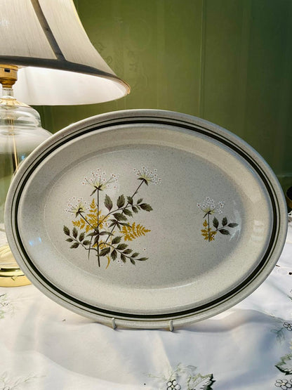 Royal Doulton Will o’ the Wisp Oven-Safe Platter – 34cm