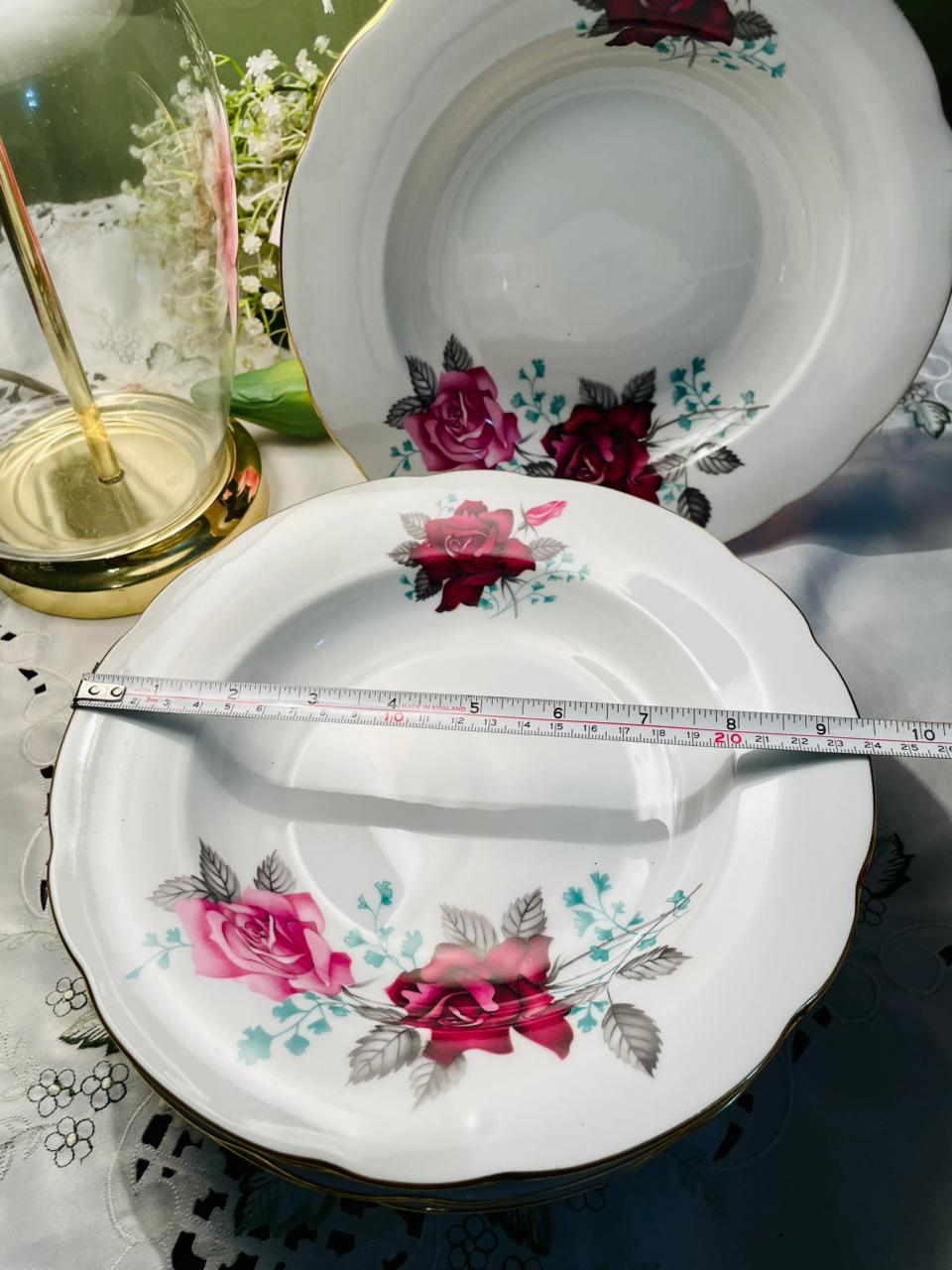 Lenox Red Rose Gold-Trim Deep Plates – Set of 6, 25cm