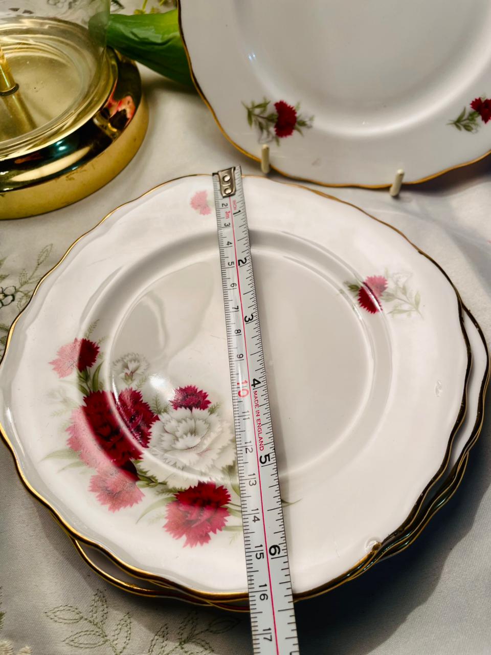 Crown Royal Red Carnation Fine China Plates – Set of 5,16cm