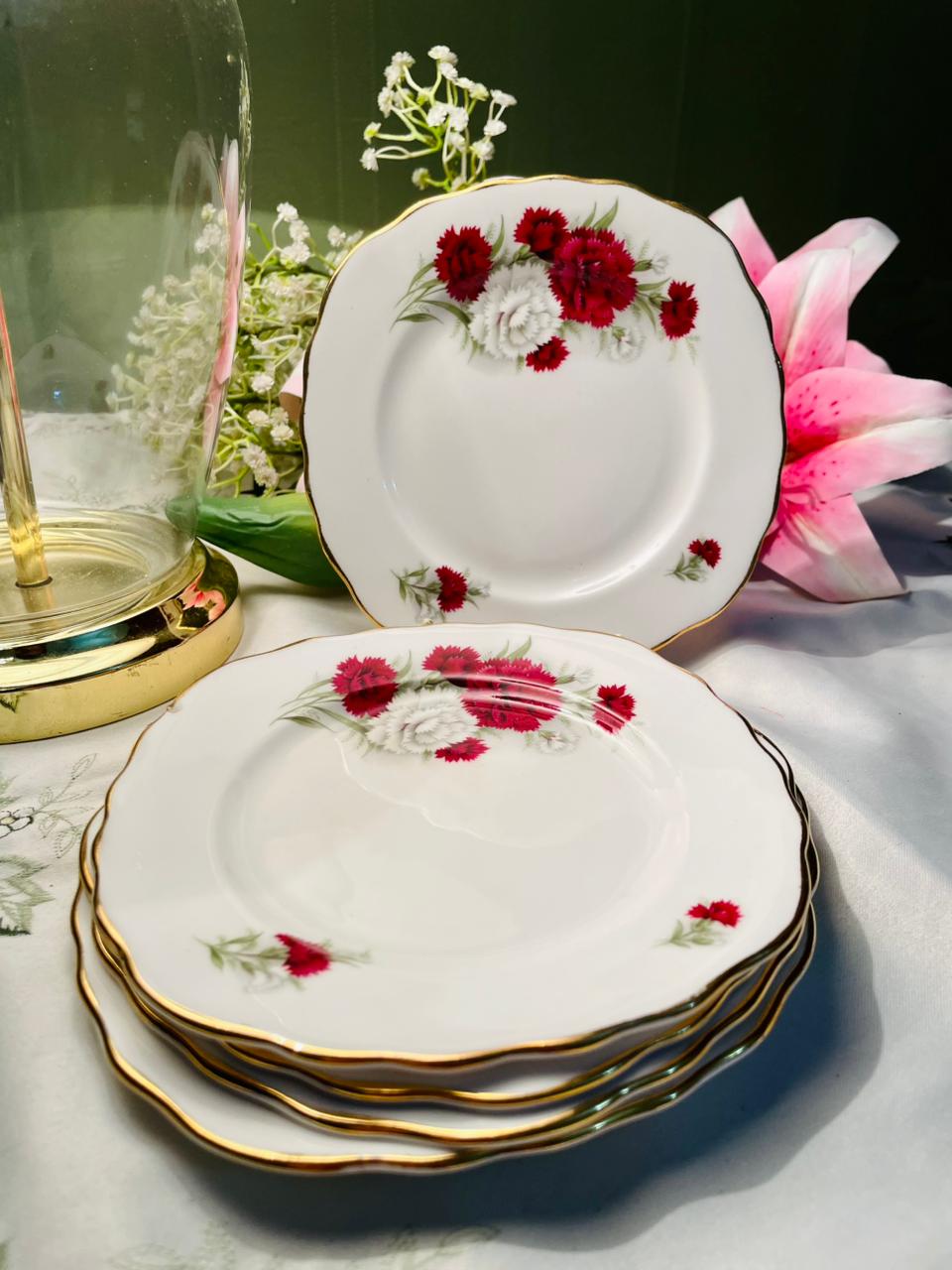 Crown Royal Red Carnation Fine China Plates – Set of 5,16cm