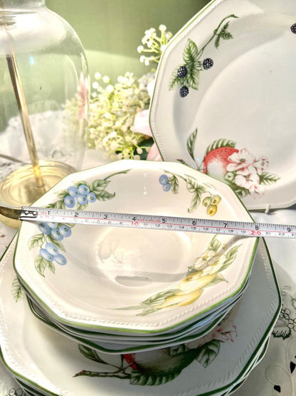 Churchill Chartwell Collection Fruit 18-Piece Dinner Set
