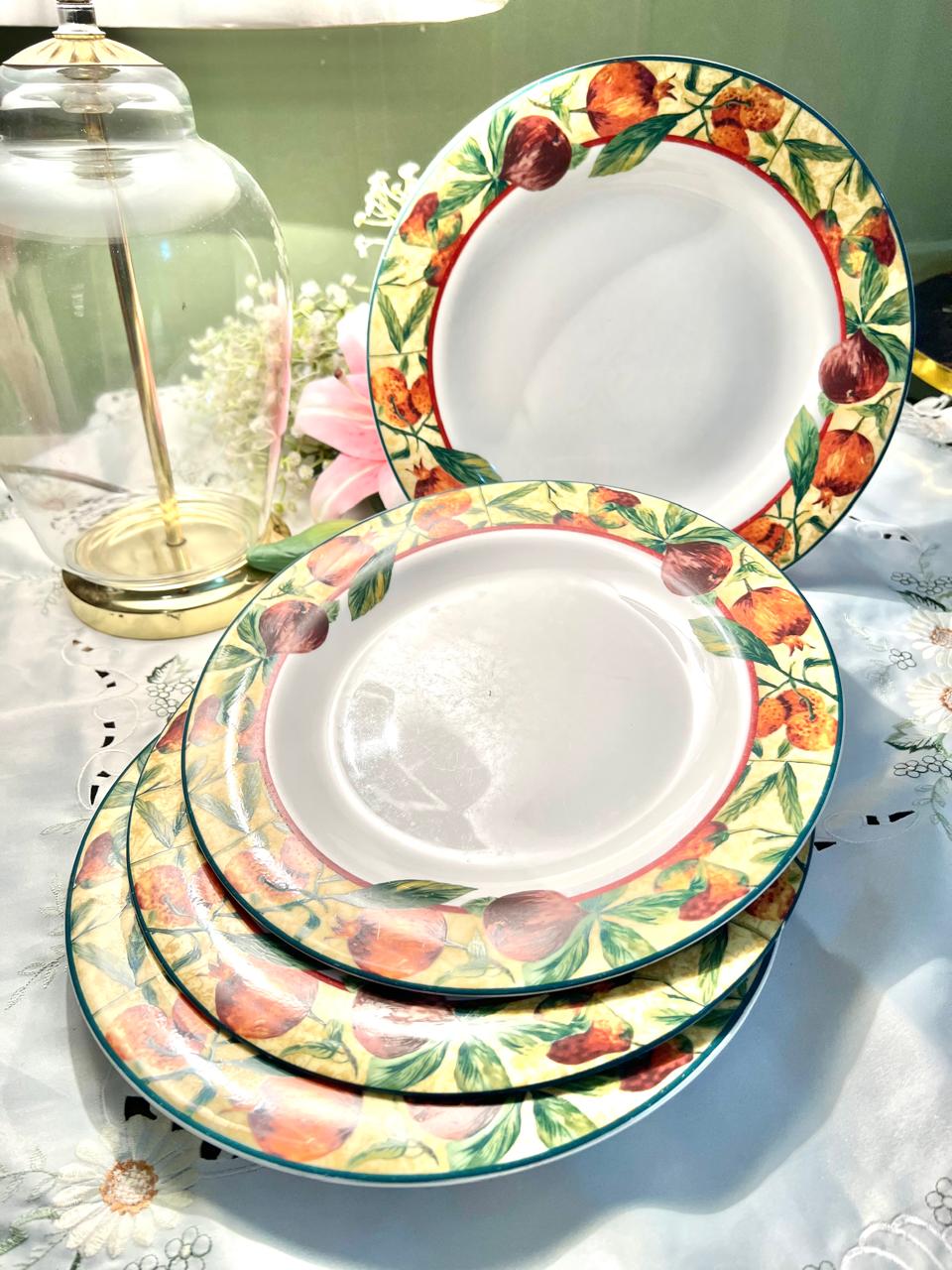 Royal Doulton Augustine 10in Dinner Plates – 4 Piece Set