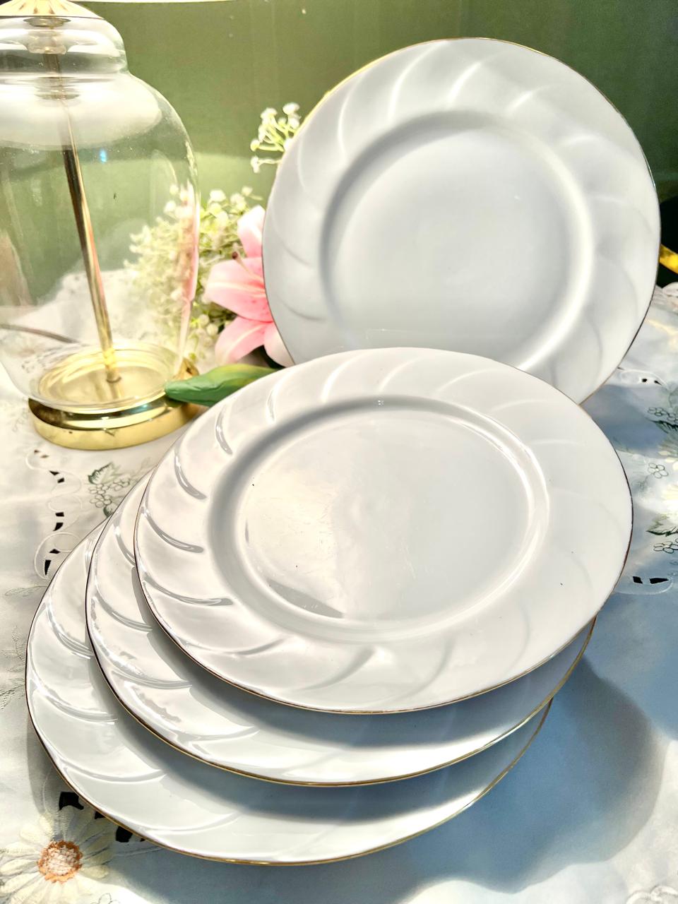 Supreme Porcelain White 9in Plates – 4 Piece Set