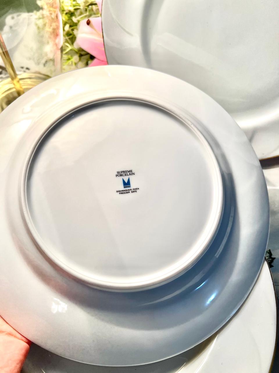 Supreme Porcelain White 9in Plates – 4 Piece Set