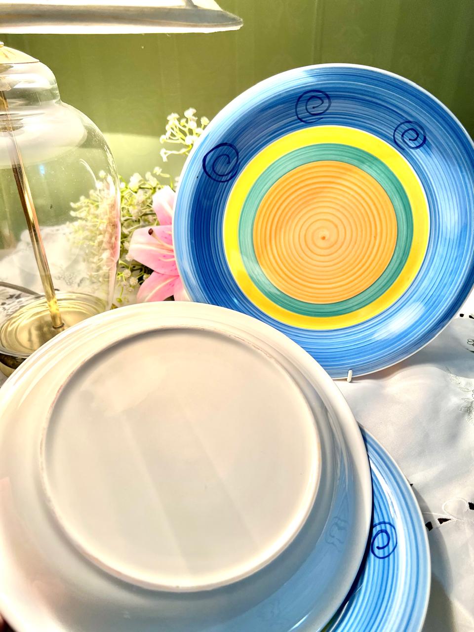 Colourful Spiral Dinner Plates 9.5in – 3 Piece Set