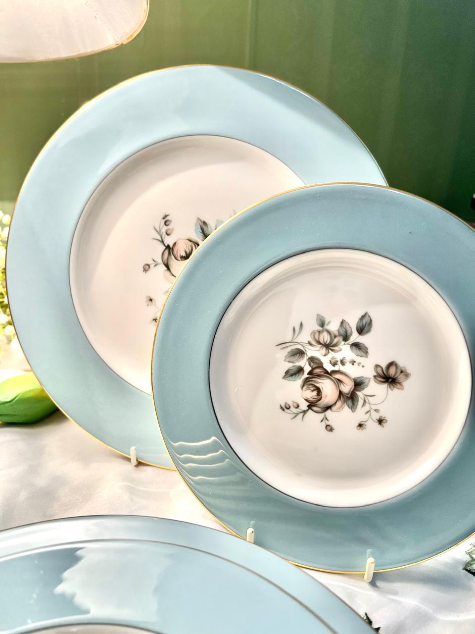 Royal Doulton Rose Elegans 10-Piece Blue Floral Plate Set