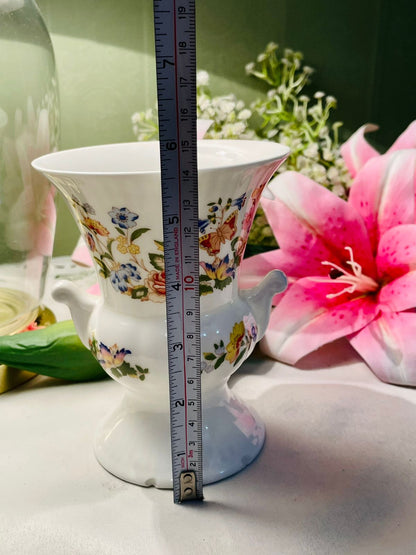 Aynsley Cottage Garden Bone China Urn Vase – 5.75in