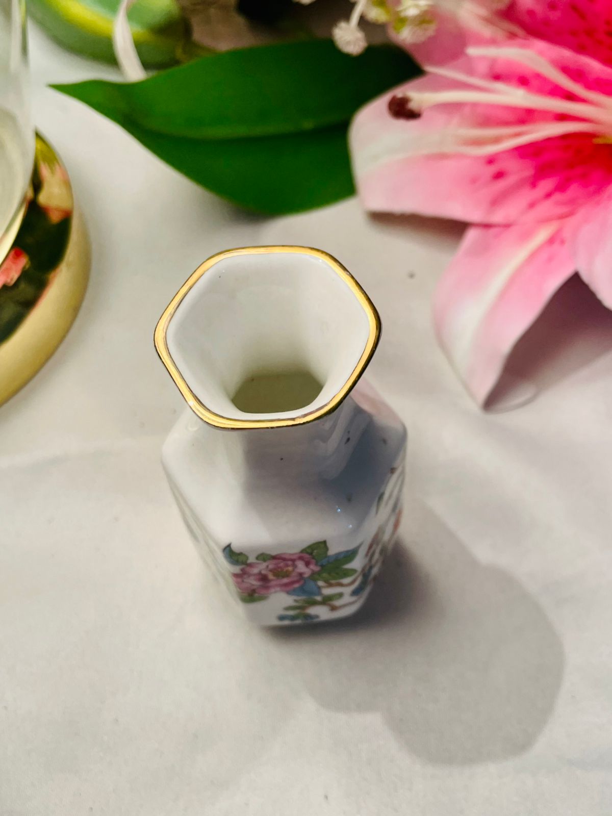 Vintage White Pink Floral Vase Gold Trim 3.5 in