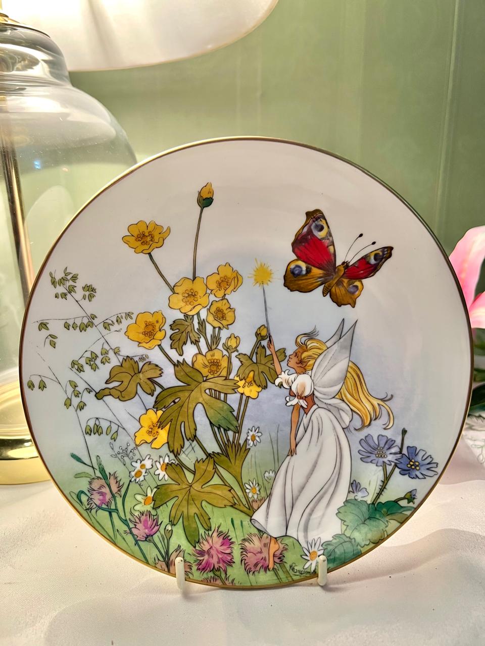 Crown Staffordshire Fairyland Four Seasons Plate 19cm