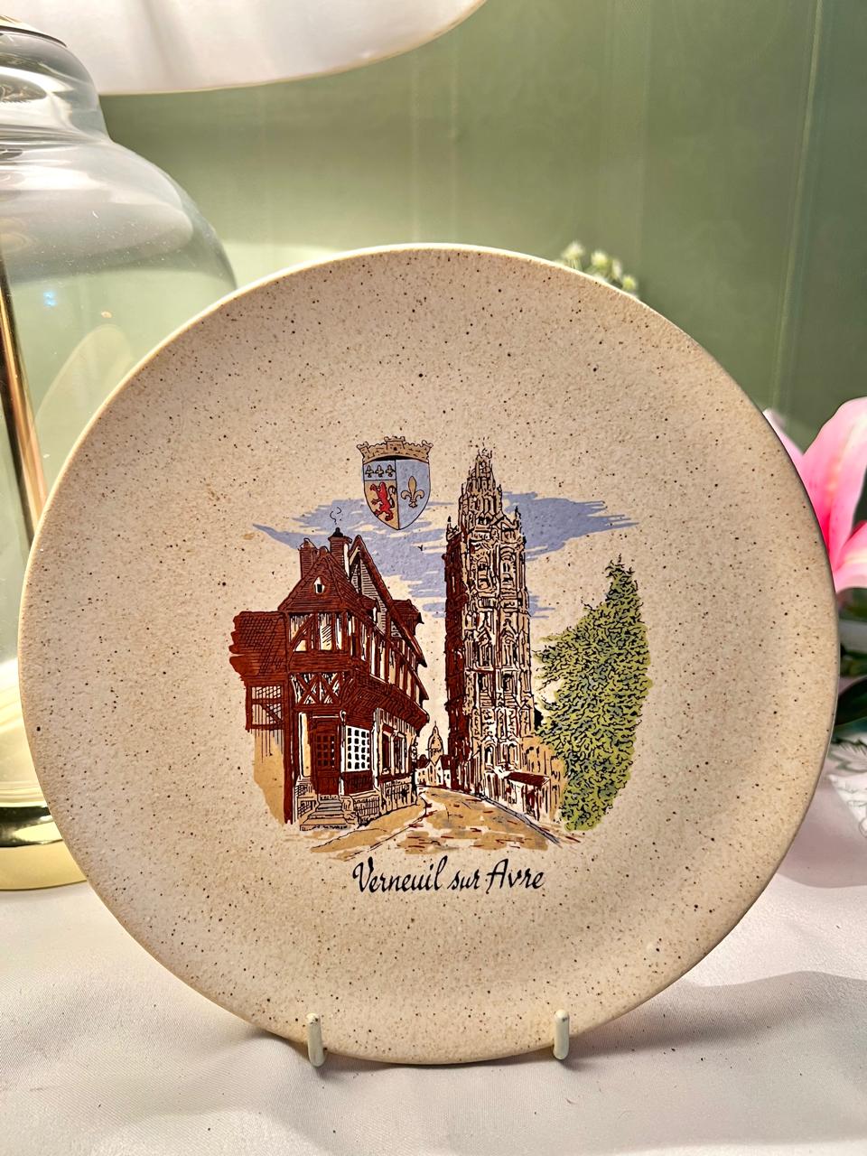 Verneuil-sur-Avre French Town Decorative Wall Plate 19cm