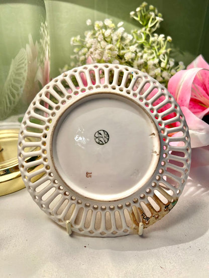 Floral Porcelain Pierced Rim Decorative Wall Plate 15cm