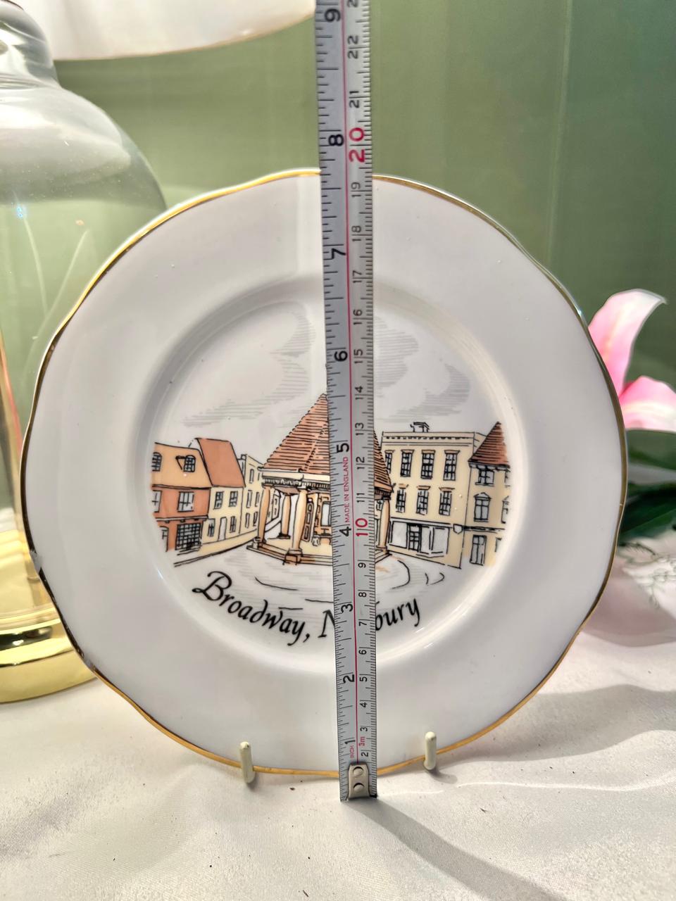 Tatton Broadway Newbury Fine Bone China Wall Plate 18cm