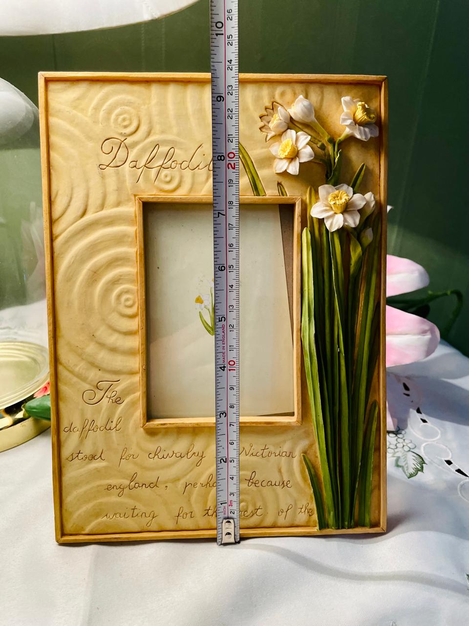 Daffodil Floral Decorative Photo Frame with Raised Flowers