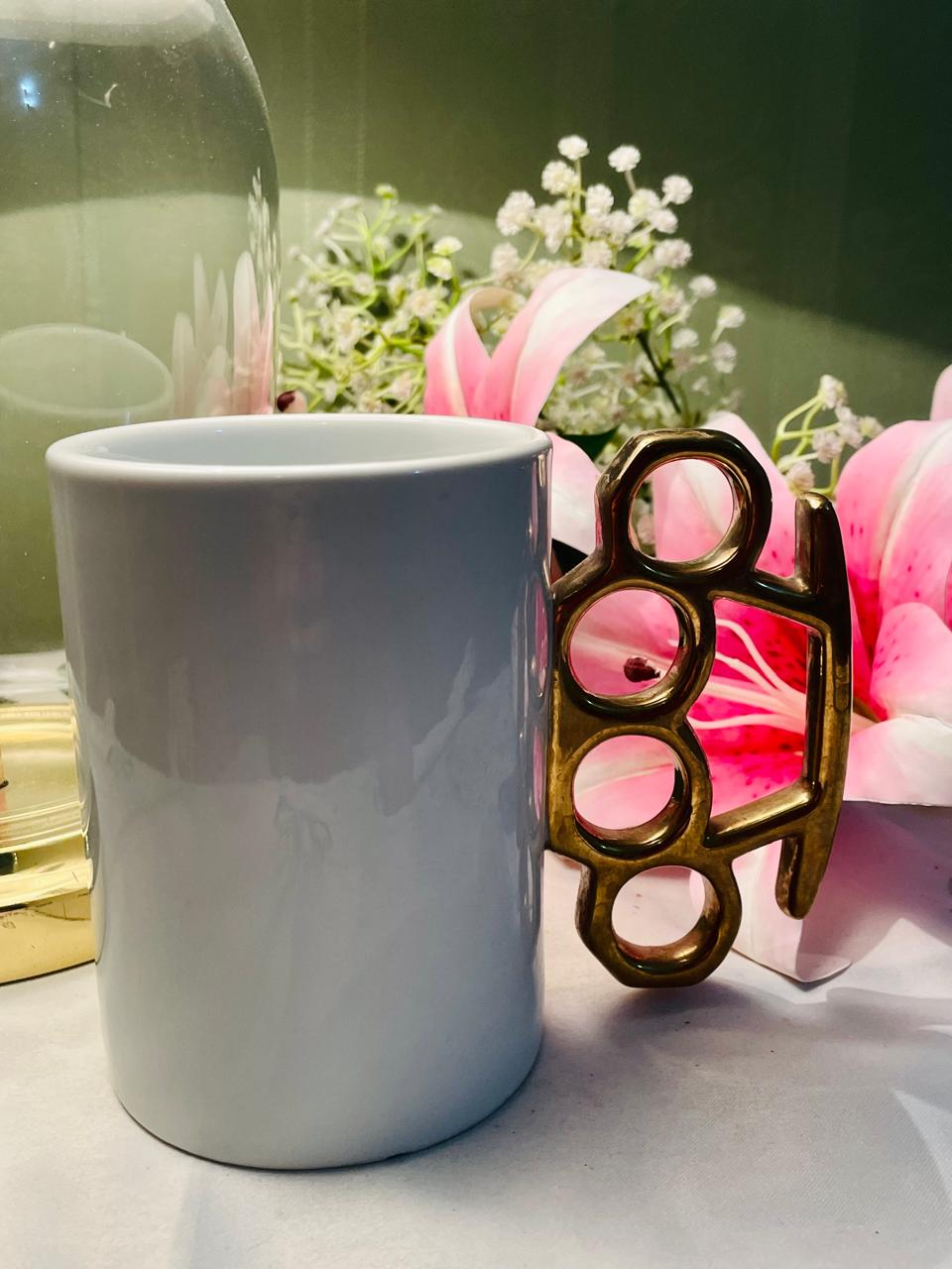 White Mug with Gold-Tone Knuckle Handle Approx. 12 cm