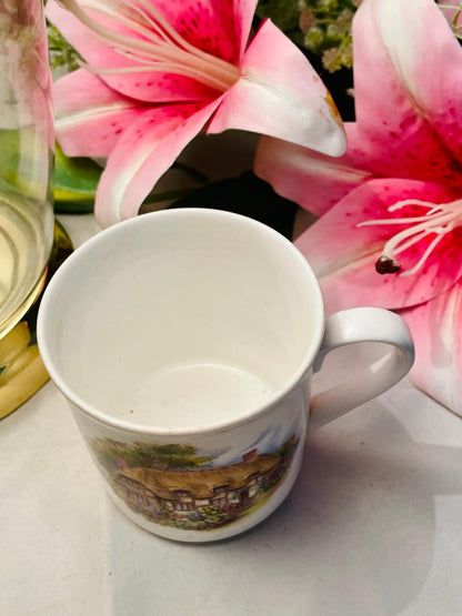 Cottage Scene White Mug Approx. 9 cm