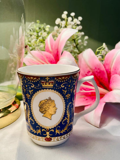 Royal Portrait Blue & Gold Mug Approx. 10 cm