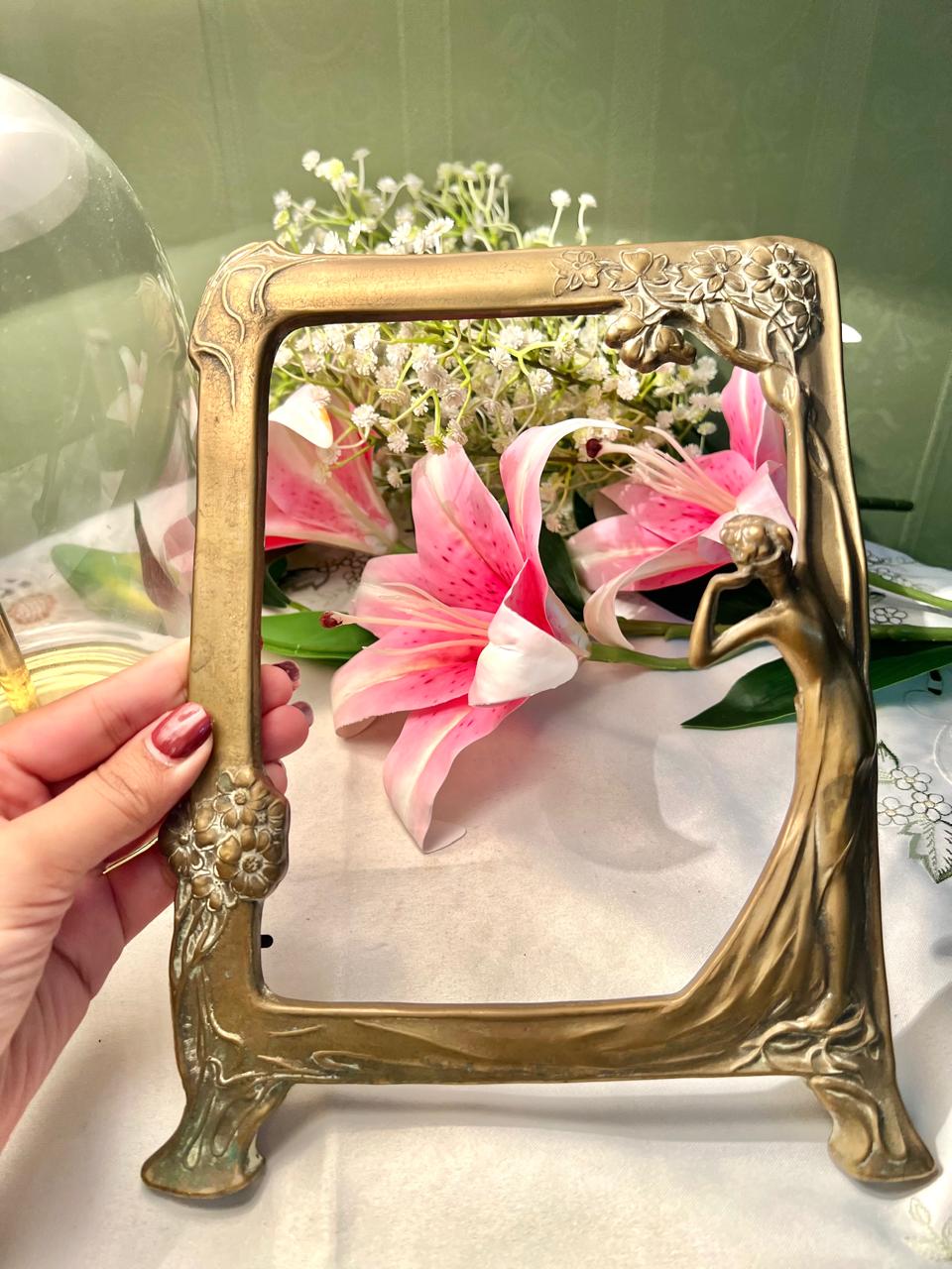 Brass Art Nouveau Lady Photo Frame – Approx. 9.5 Inch