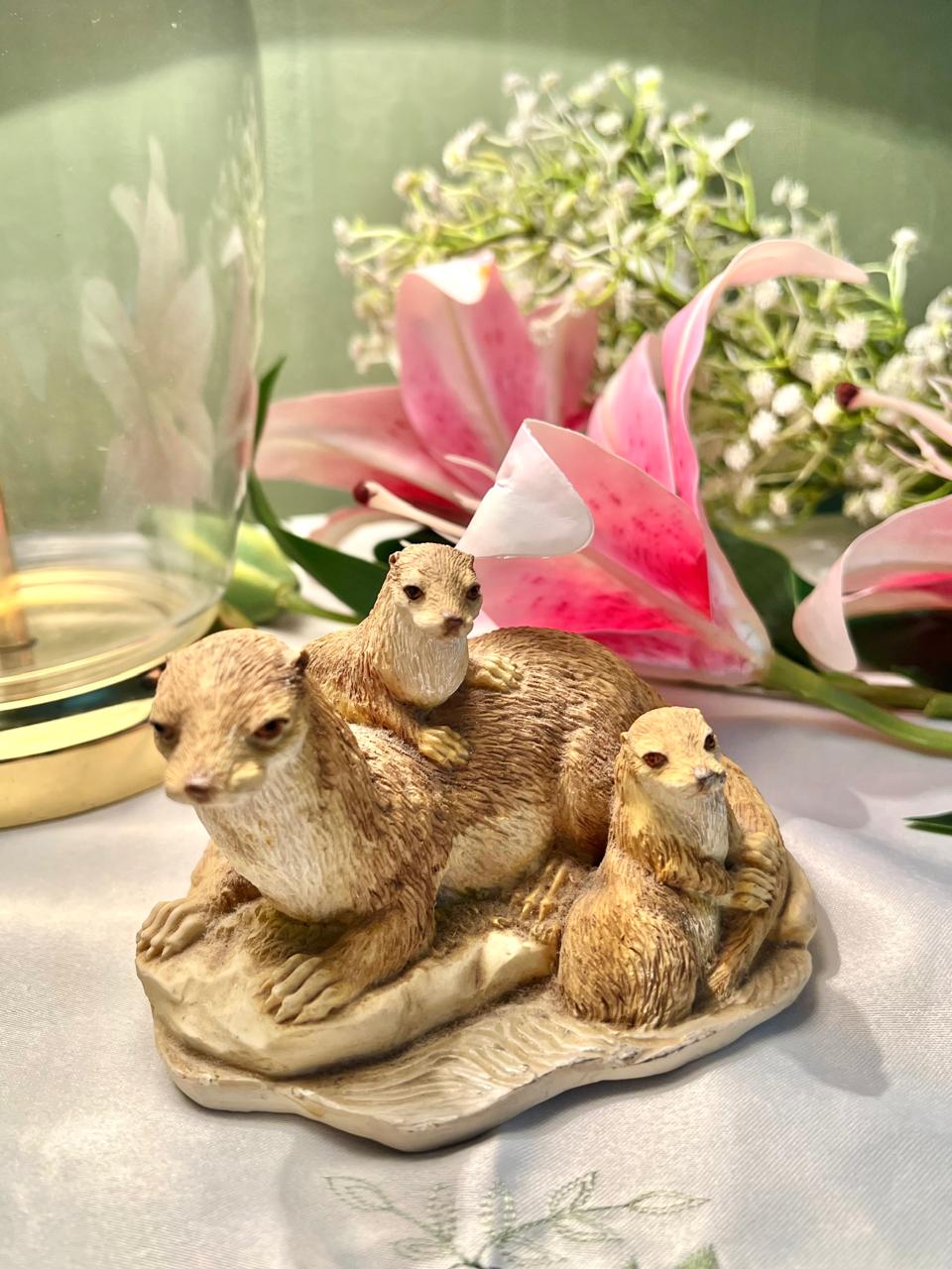 Brown Otter Family Miniature Decor Approx. 11 cm