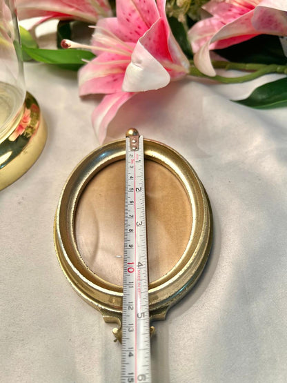 Gold-Toned Oval Photo Frame – Approx. 5.5 Inch