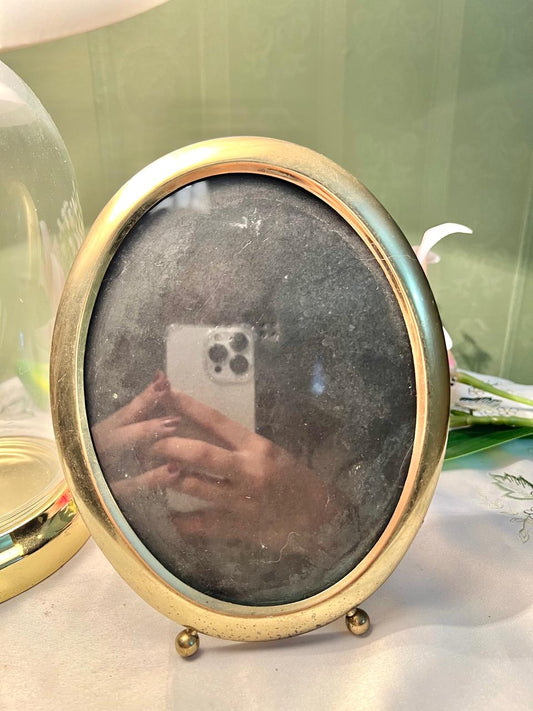 Gold-Toned Oval Photo Frame – Approx. 8 Inch