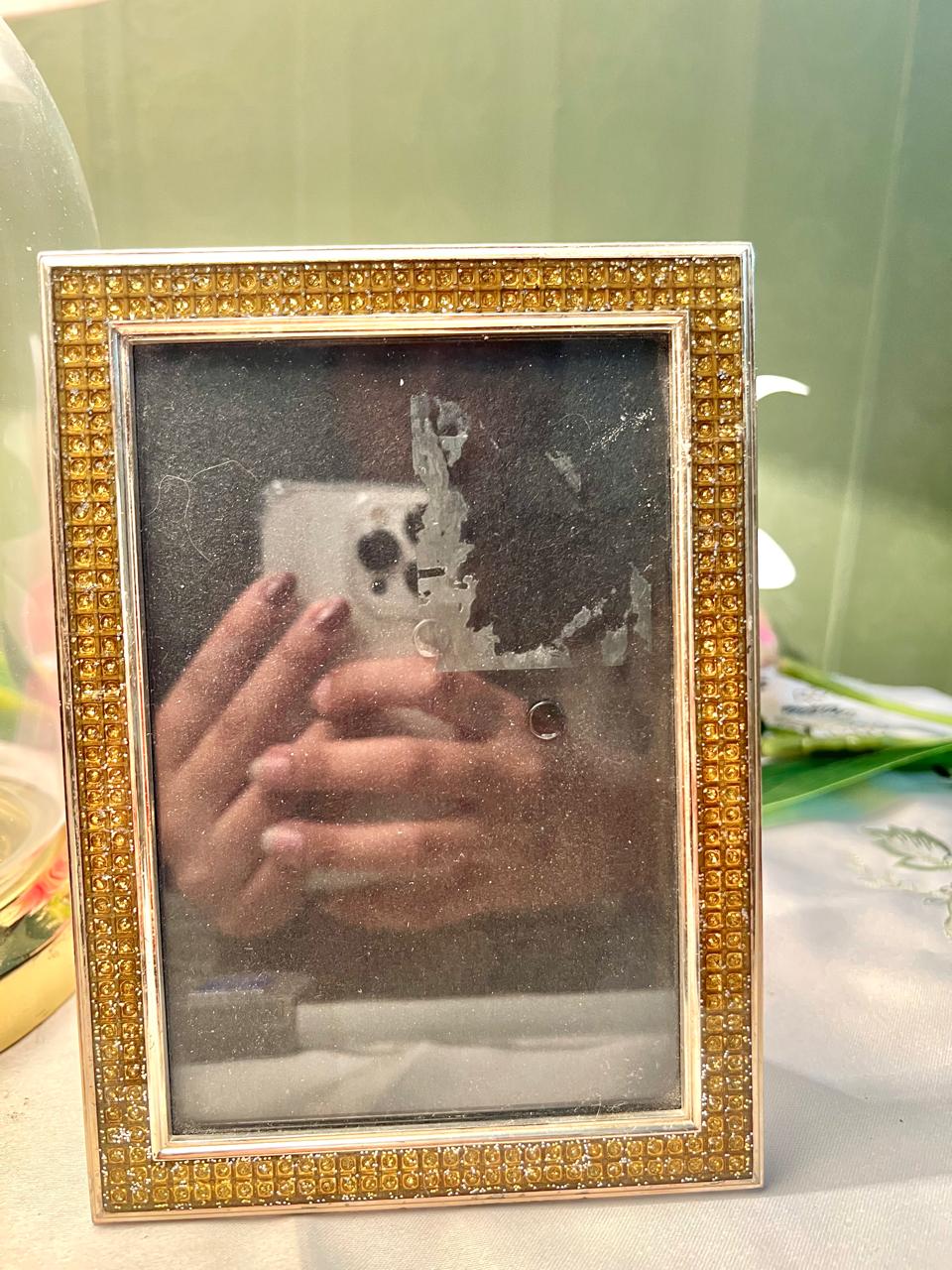 Gold & Silver-Toned Textured Photo Frame – Approx. 6.5 Inch