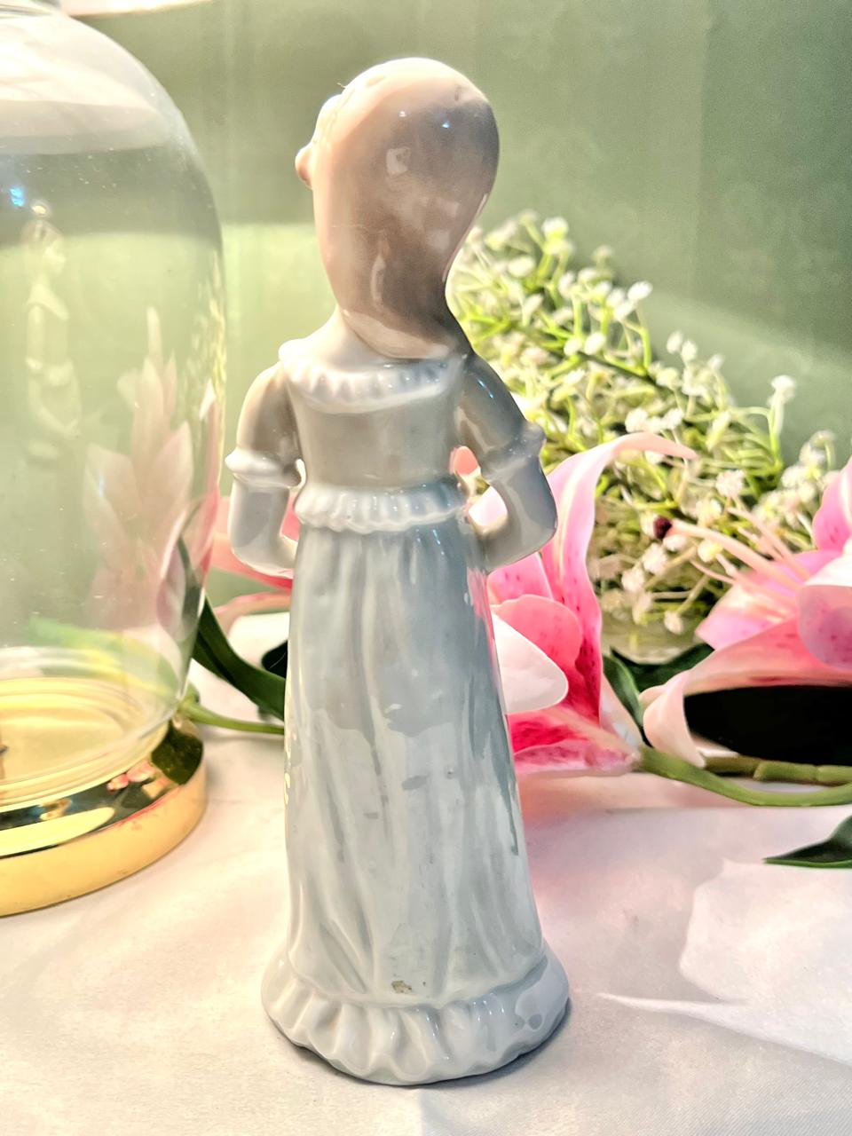 White Ceramic Lady Figurine with Flowers Approx. 18 cm